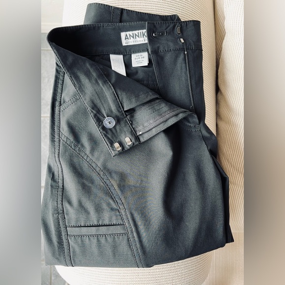 🏌🏼‍♀️Annika by Cutter & Buck Ladies Golf Shorts NWOT - Picture 6 of 9